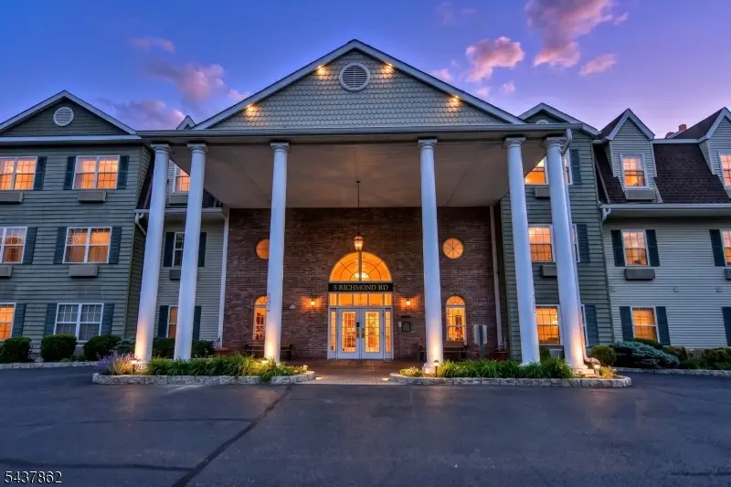 5420 Richmond Rd #420, West Milford, NJ 07480 - #1