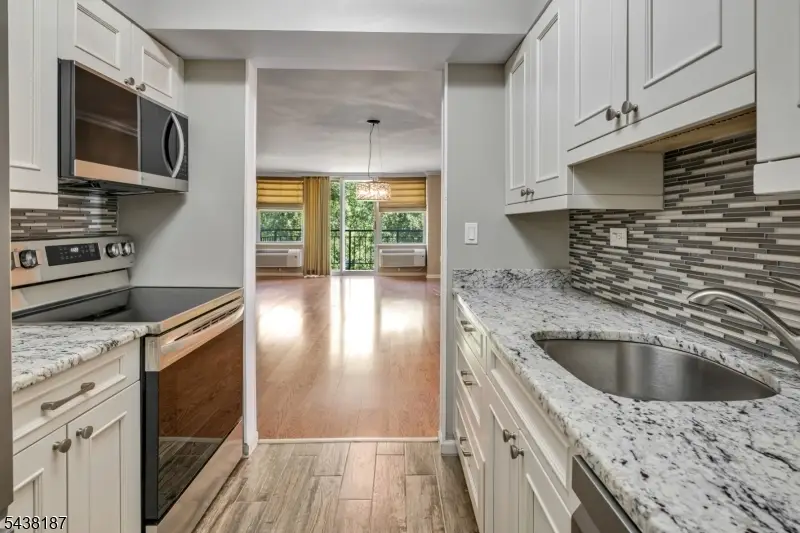 300 Main St #213, Singac, NJ 07424 - #3