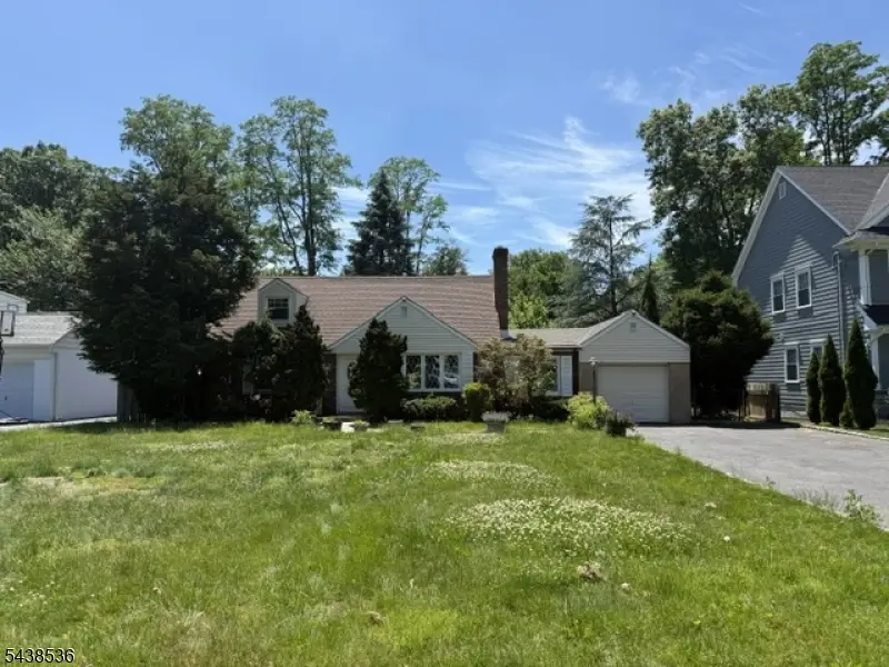 364 Acacia Rd, Scotch Plains, NJ 07076 - #3