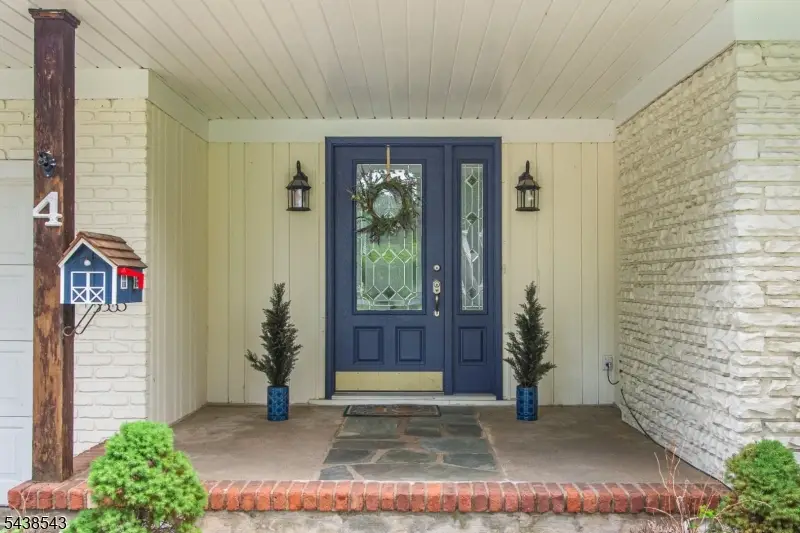 4 Brookhill Pl, Little Falls, NJ 07424 - #2