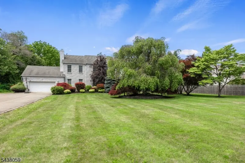 127 Smithtown Rd, Mount Olive, NJ 07840 - #3
