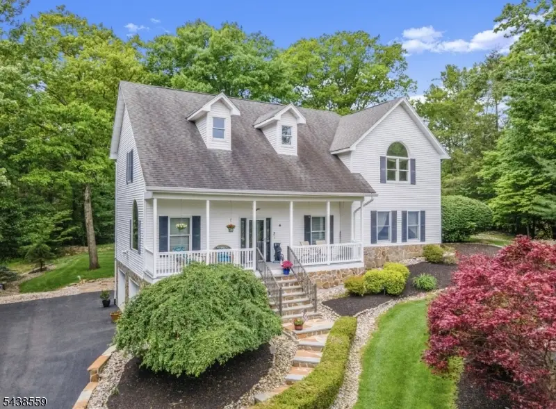 16 Bear Trl, West Milford, NJ 07421 - #1