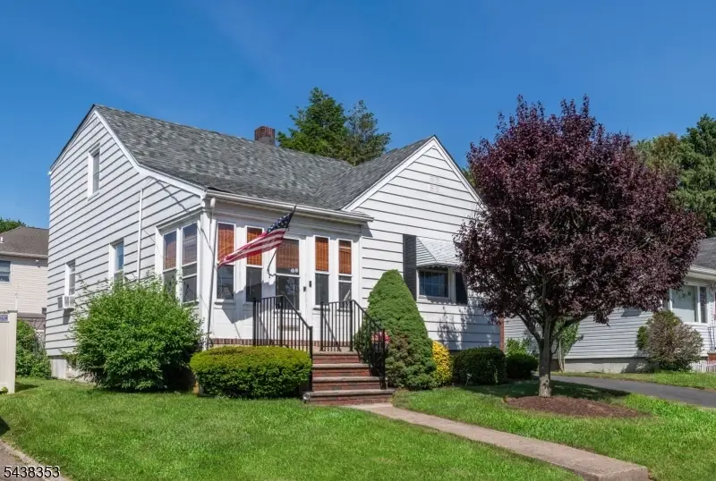 65 Harding Ave, Totowa, NJ 07512 - #1