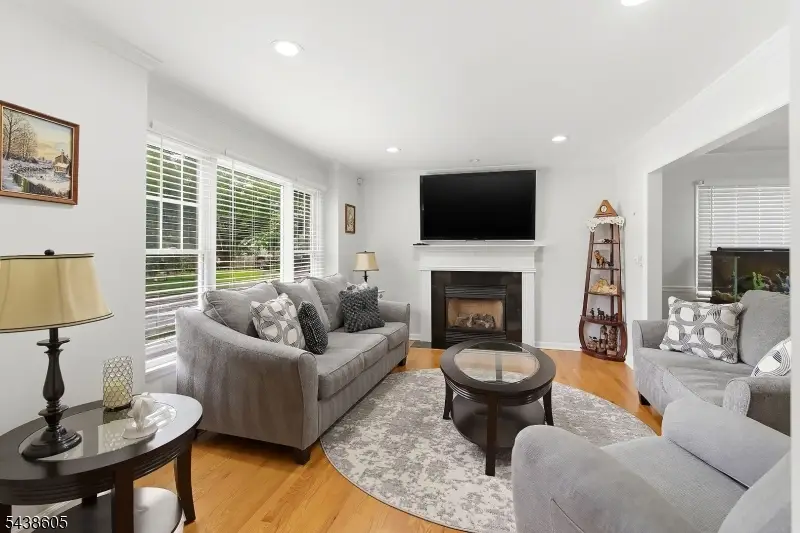 538 Willow Ave, Garwood, NJ 07027 - #3