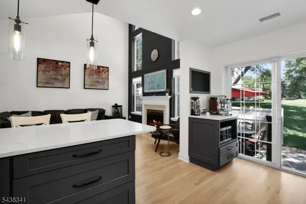 10 Raleigh Ct, Bernards Twp., NJ 07920