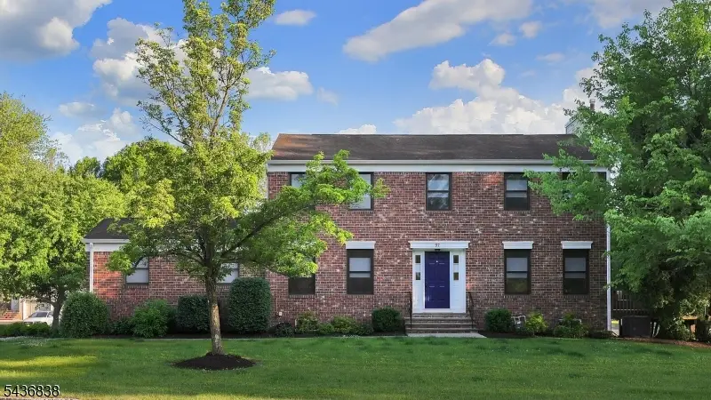 97 Sunrise Dr, Long Hill, NJ 07933 - #1