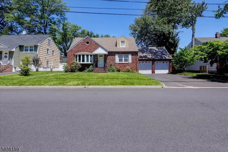 236 Hickory Ave, Garwood, NJ 07027 - #2