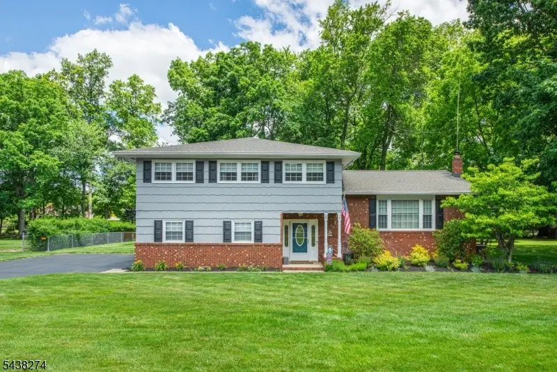 21 Whitegate Rd, Succasunna, NJ 07876 - #1