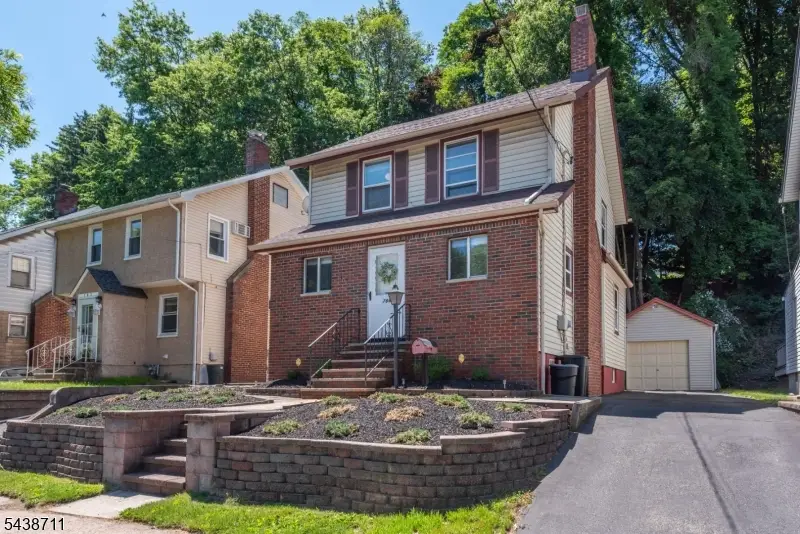 786 Broad St, Bloomfield, NJ 07003 - #1
