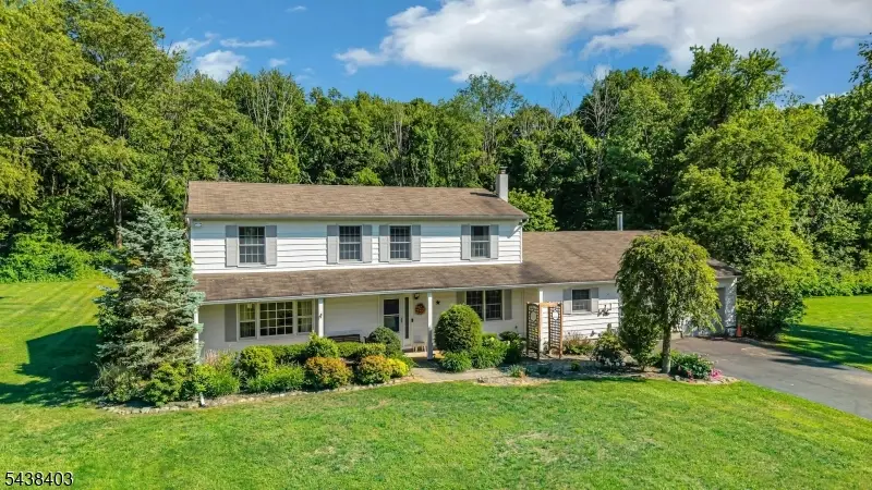 70 Lake Pochung Rd, Vernon, NJ 07461 - #2