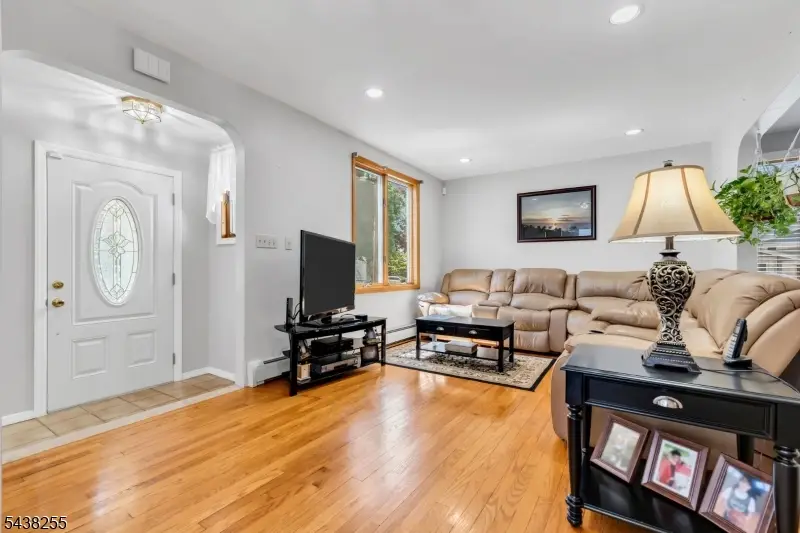 465 Ellen St, Union, NJ 07083 - #3