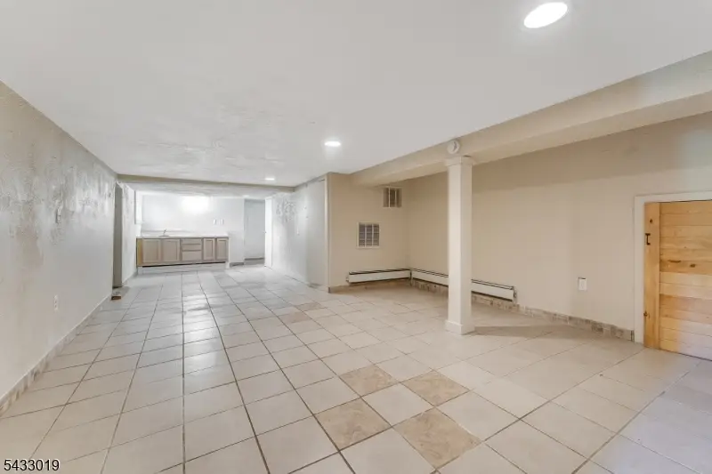 19 Columbus Cir, Anderson, NJ 07882 - #2