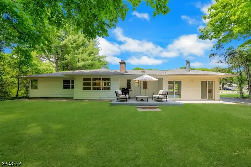 403 W Oakland Ave, Oakland, NJ 07436 - #2