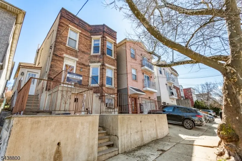 304 Terrace Ave, Jersey City, NJ 07307 - #2