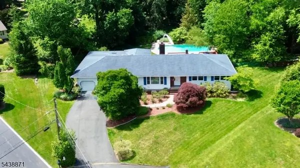 615 Lamanna Dr, River Vale Twp., NJ 07675