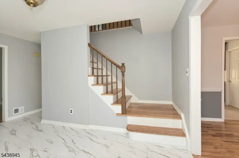 6 Dana Ct, Princeton, NJ 08540 - #3