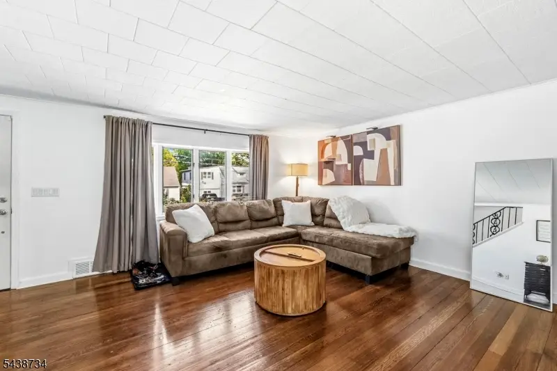1 Merklin Ave, West Orange, NJ 07052 - #3