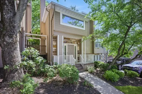 182 Clarken Dr, West Orange Twp., NJ 07052