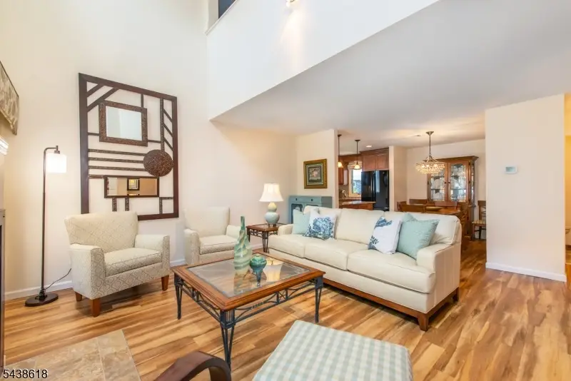 902 River Renaissance, East Rutherford, NJ 07073 - #1