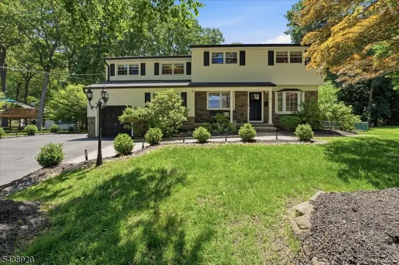 3 Richard Dr W, Mount Arlington, NJ 07856 - #1