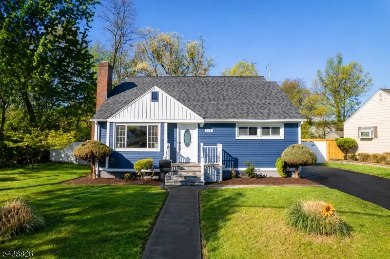 818 Sterling St, Plainfield, NJ 07062 - #1