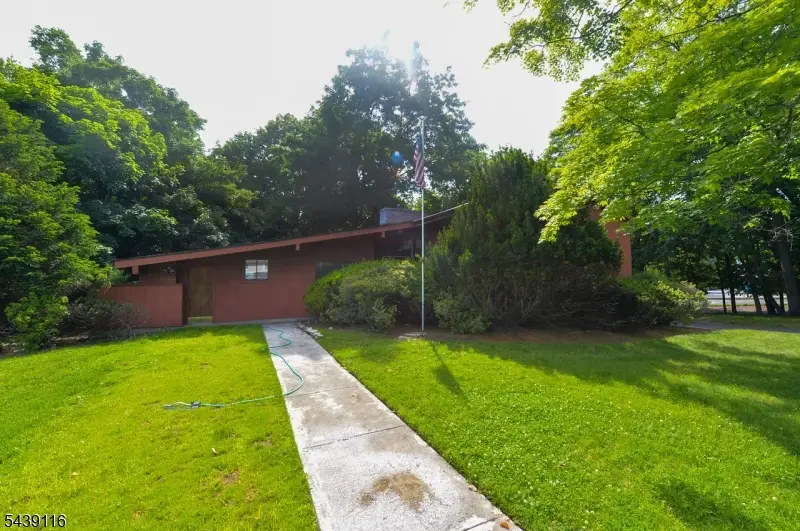 235 Godwin Ave, Wyckoff, NJ 07481 - #1