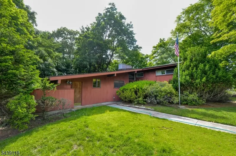 235 Godwin Ave, Wyckoff, NJ 07481 - #2