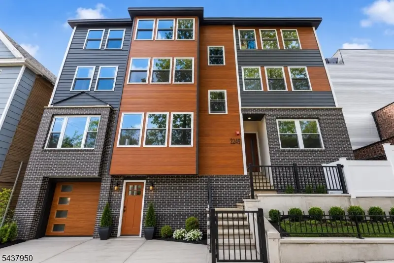 2249 John F Kennedy Blvd, Jersey City, NJ 07034 - #2