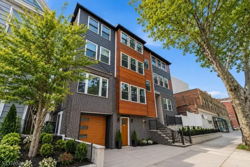 2249 John F Kennedy Blvd, Jersey City, NJ 07034 - #3