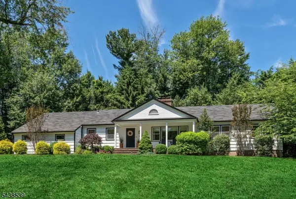 611 Wishing Well Rd, Wyckoff Twp., NJ 07481