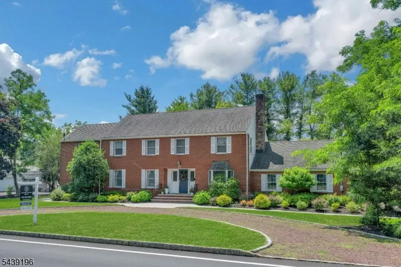31 Garfield Ave, Madison, NJ 07940 - #1