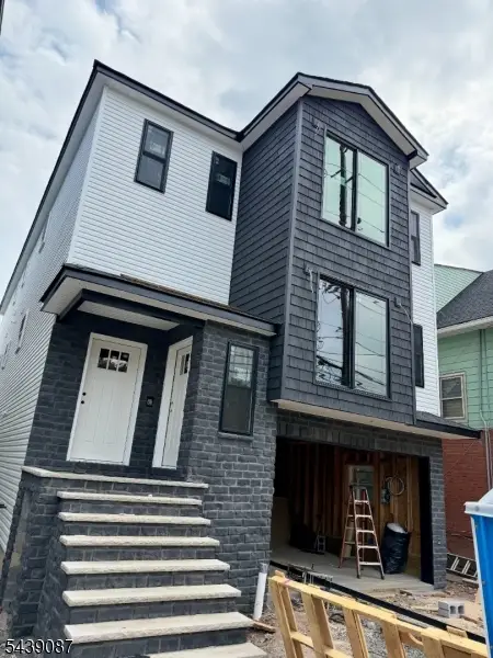 670 Summer St, Elizabeth, NJ 07202 - #1