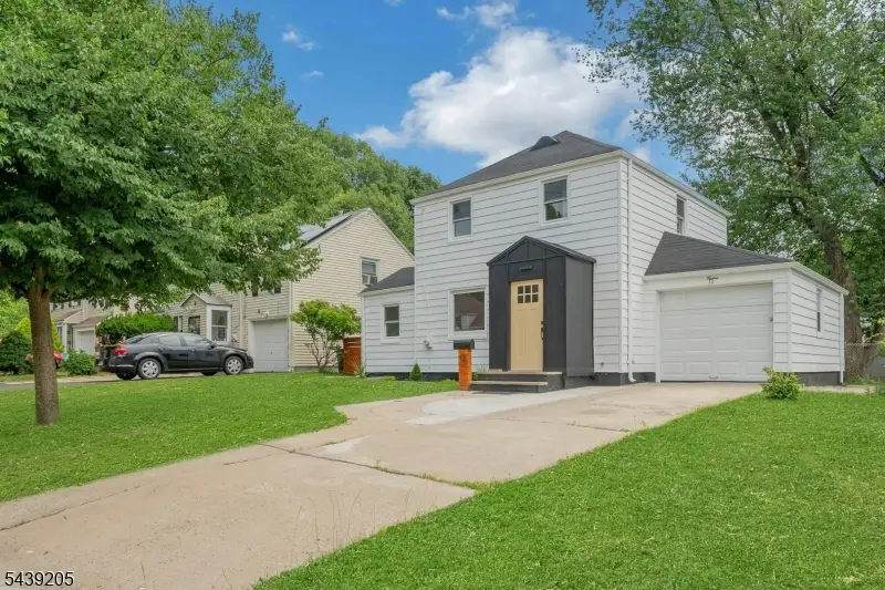 12 Lerome Pl, Teaneck, NJ 07666 - #2