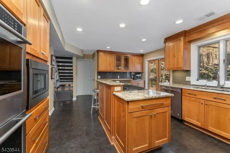 828 Star View Way, Bridgewater, NJ 08807 - #3