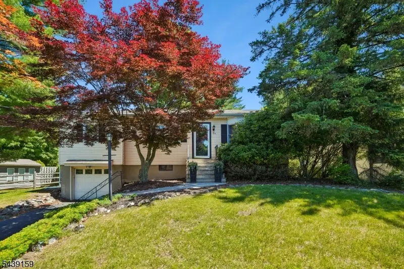 74 Minnehaha Blvd, Oakland, NJ 07436 - #2