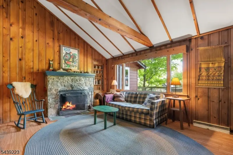 2079 Lakeside Dr, Highland Lakes, NJ 07422 - #2