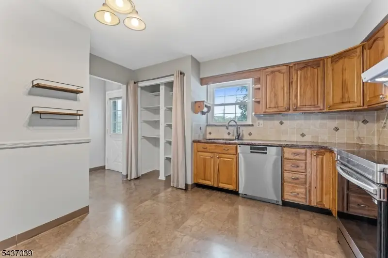 1901 Wilshire Ct, Hillsborough, NJ 08844 - #3
