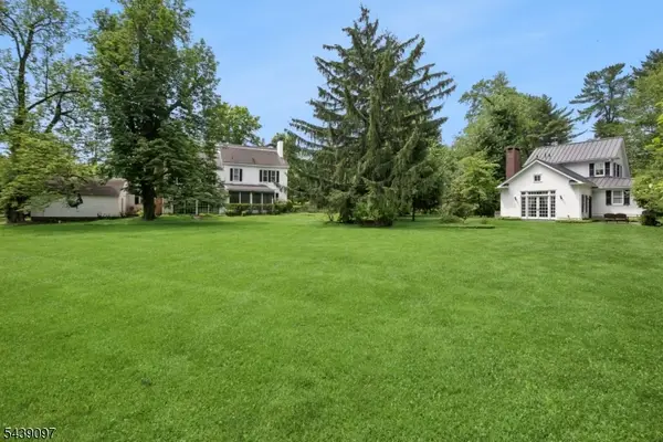 111 Village Rd, Harding Twp., NJ 07960