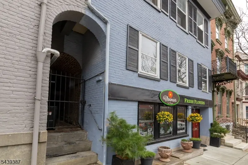 21 N 2nd St, Easton, NJ 18042 - #3