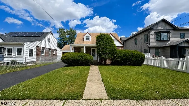 14 Madison St, North Arlington, NJ 07031 - #1