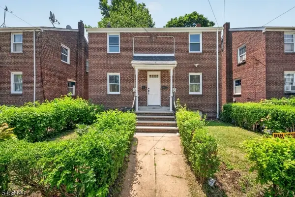 1380 Hamilton St, Elizabeth City, NJ 07208