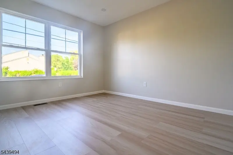 10 B Delar Pky #B, Franklin Park, NJ 08823 - #3