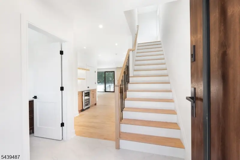 130 Warren St, Clifton, NJ 07013 - #2