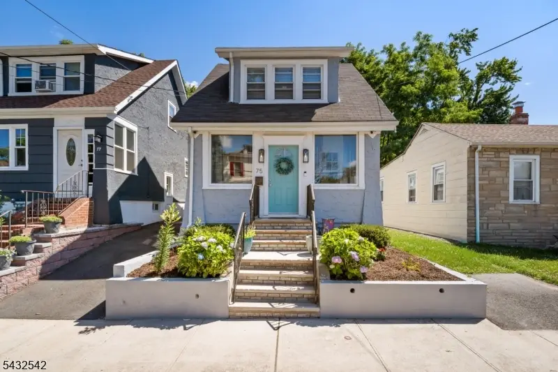 75 Smith St, Vauxhall, NJ 07088 - #1