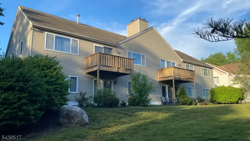 74 Falcon Ridge Way #4, Hamburg, NJ 07419 - #2
