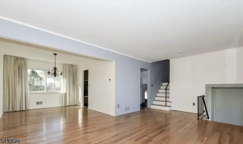 2462 Woodside Rd, Union, NJ 07083 - #2