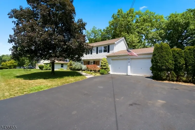 13 Abbott Rd, Somerset, NJ 08873 - #2