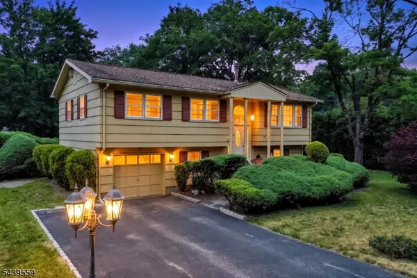 9 Ricker Rd, West Milford Twp., NJ 07435