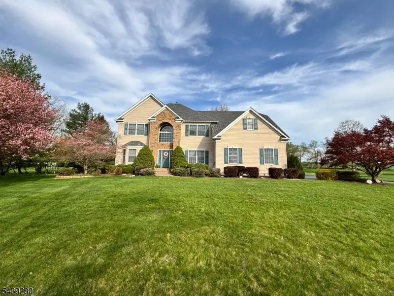 3 Danberry Dr, East Amwell, NJ 08551 - #1