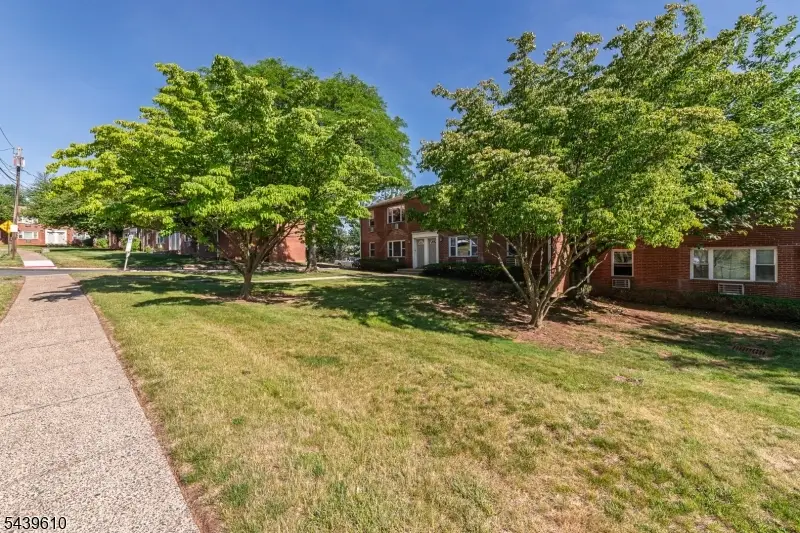 93 Fox Rd., Edison, NJ 08817 - #1